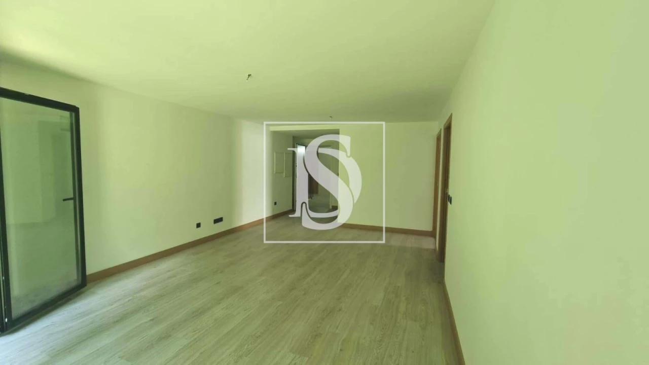 Apartamento T3 para Venda em Fornelos Foto 1