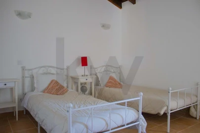 Moradia T4 para Venda em Aljezur