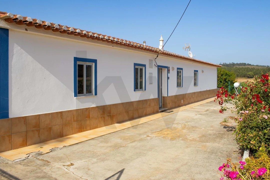 Moradia T4 para Venda em Aljezur Foto 2