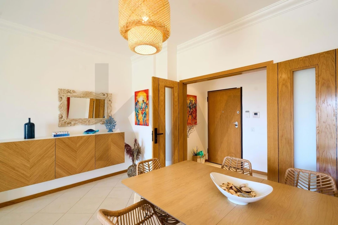 Apartamento T2 para Venda em Quarteira Foto 6