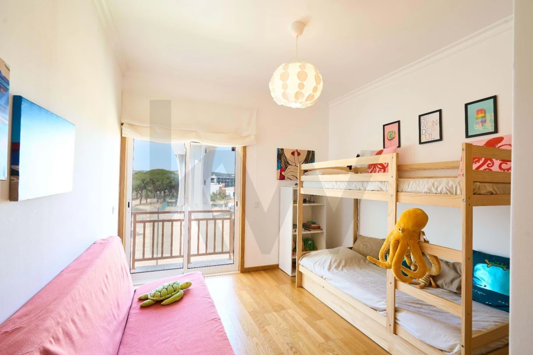 Apartamento T2 para Venda em Quarteira Foto 16