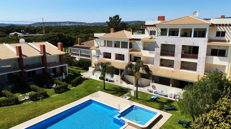 Apartamento T2 para Venda em Quarteira Foto 45