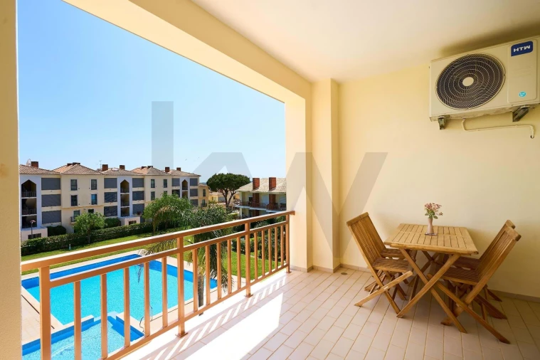 Apartamento T2 para Venda em Quarteira Foto 8