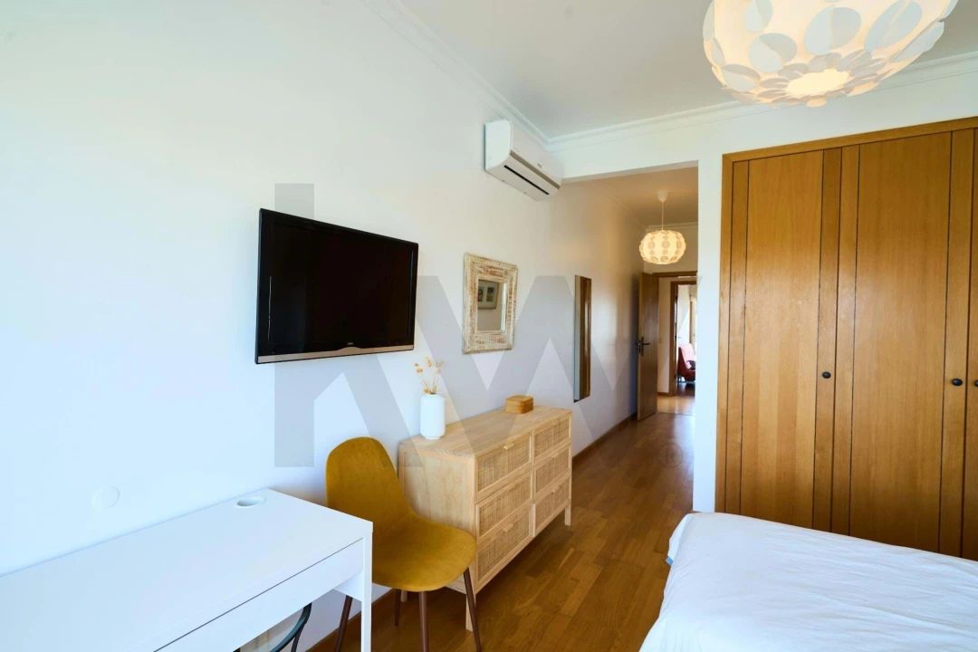 Apartamento T2 para Venda em Quarteira Foto 21