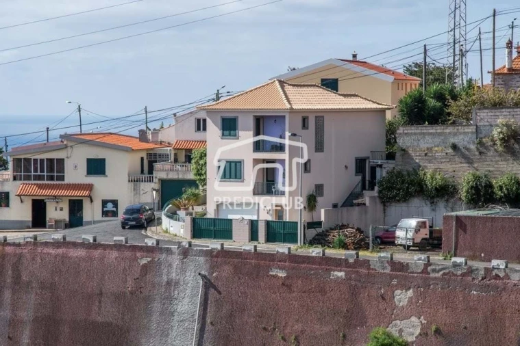 Moradia T3 para Venda em Agua de Pena Foto 2