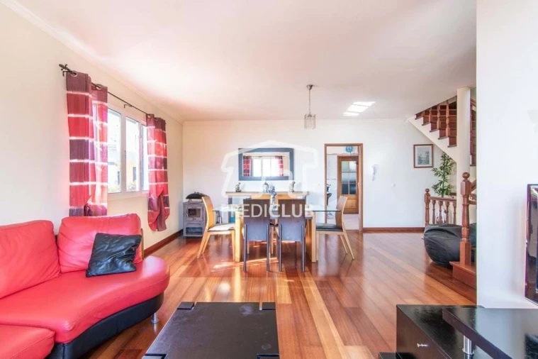 Moradia T3 para Venda em Agua de Pena Foto 6