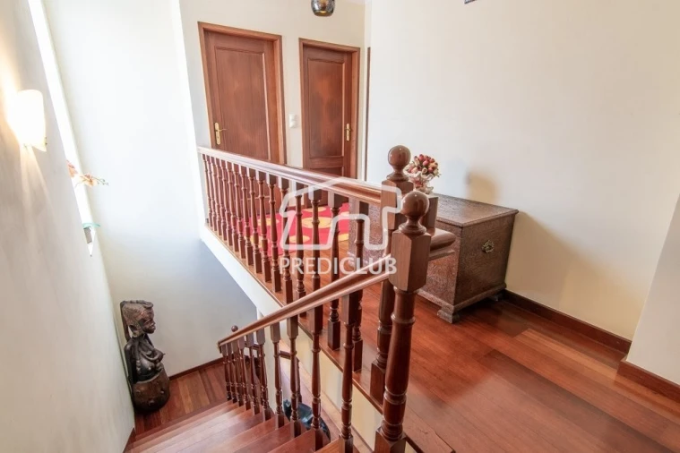 Moradia T3 para Venda em Agua de Pena Foto 11