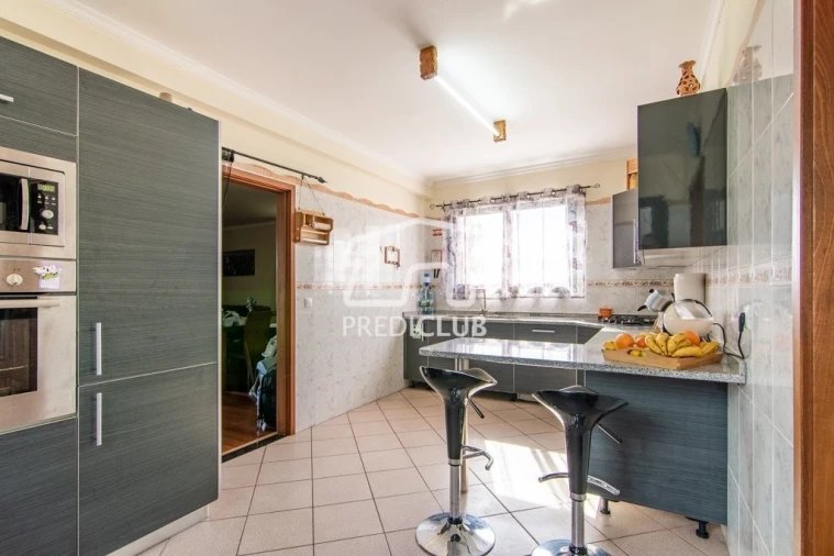 Moradia T3 para Venda em Agua de Pena Foto 9