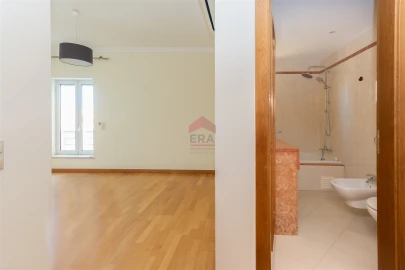 Apartamento T3 para Venda em Quarteira