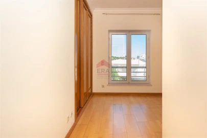 Apartamento T3 para Venda em Quarteira