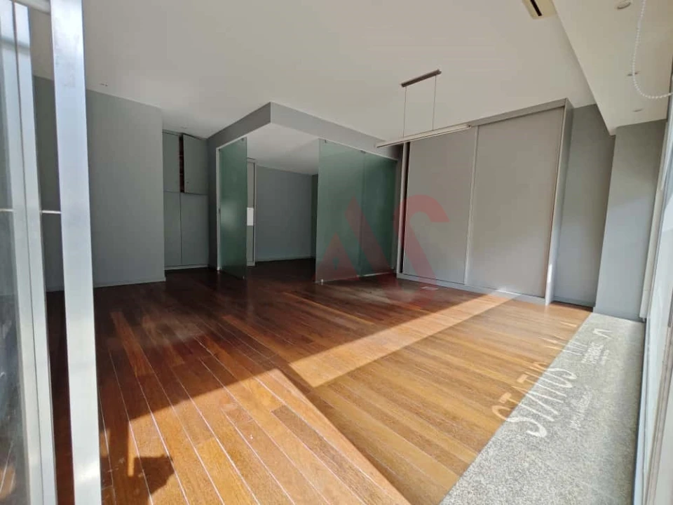 Loja para Venda em Caldas de Vizela (São Miguel e São João) Foto 7