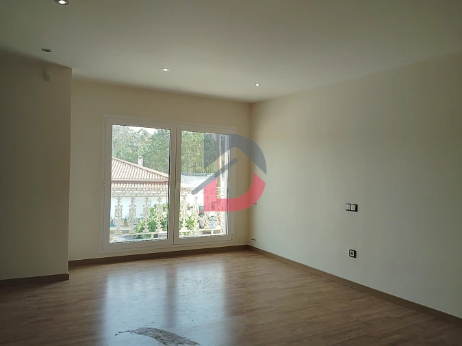 Moradia T7 para Venda em Bidoeira de Cima Foto 37