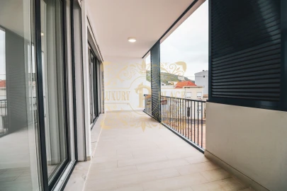 Apartamento T3 para Venda em Sesimbra (Castelo)
