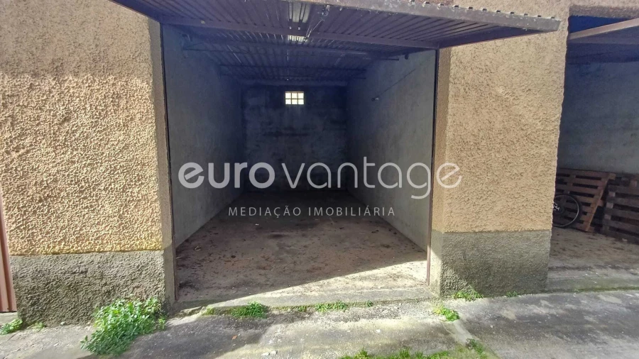 Garagem para Venda em Leiria, Pousos, Barreira e Cortes Foto 3