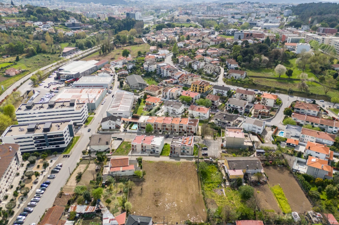 Moradia T4 para Venda em Gualtar Foto 14