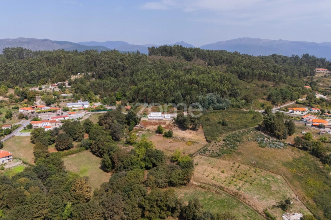 Moradia T3 para Venda em Serzedelo Foto 75