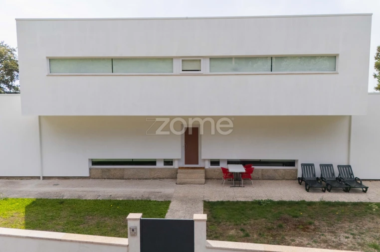 Moradia T3 para Venda em Serzedelo Foto 69