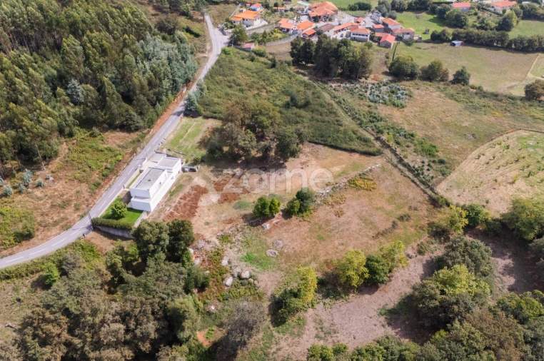 Moradia T3 para Venda em Serzedelo Foto 73