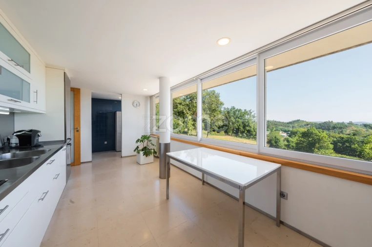 Moradia T3 para Venda em Serzedelo Foto 15