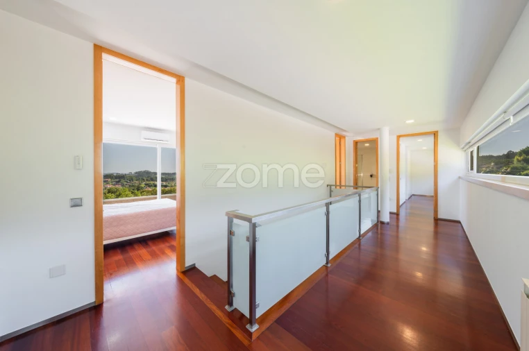 Moradia T3 para Venda em Serzedelo Foto 26