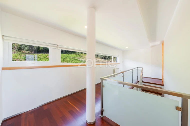 Moradia T3 para Venda em Serzedelo Foto 33