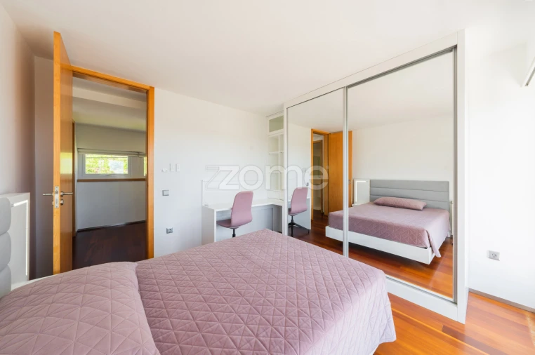 Moradia T3 para Venda em Serzedelo Foto 37