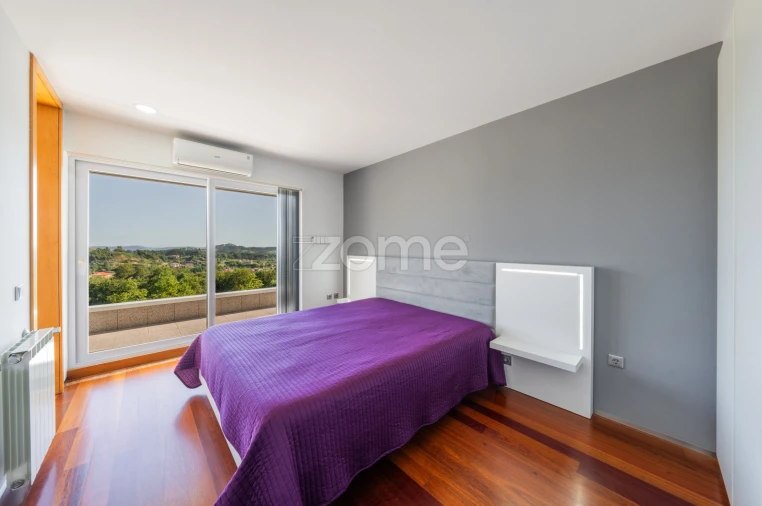 Moradia T3 para Venda em Serzedelo Foto 42