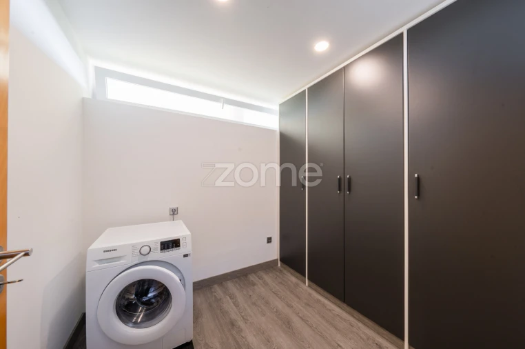 Moradia T3 para Venda em Serzedelo Foto 62