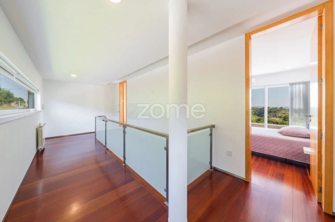 Moradia T3 para Venda em Serzedelo Foto 33