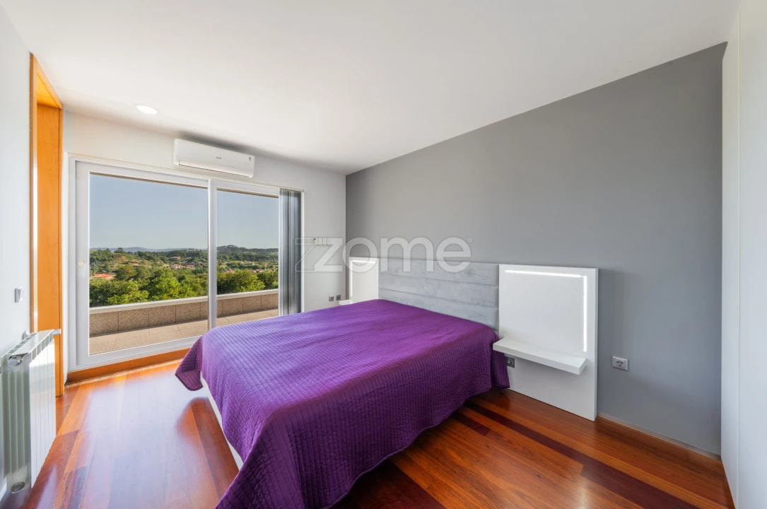 Moradia T3 para Venda em Serzedelo Foto 43