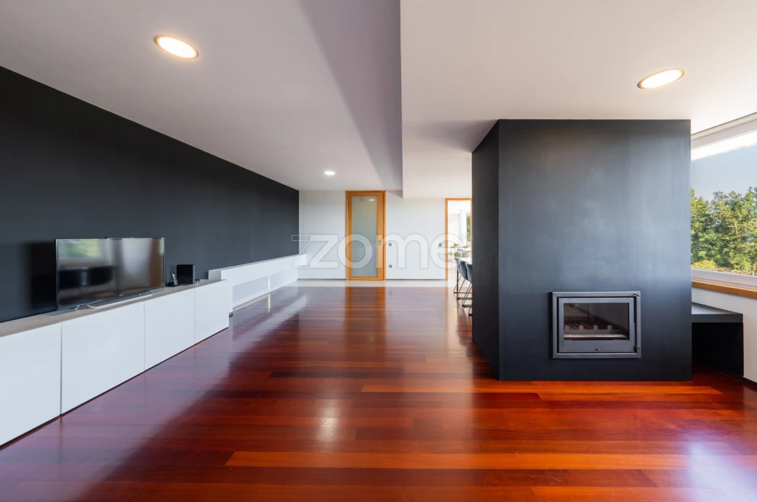 Moradia T3 para Venda em Serzedelo Foto 65