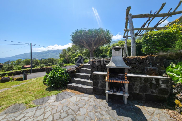 Moradia T4 para Venda em Prainha Foto 6