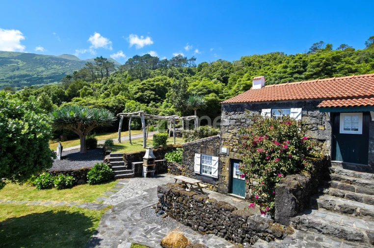 Moradia T4 para Venda em Prainha Foto 7