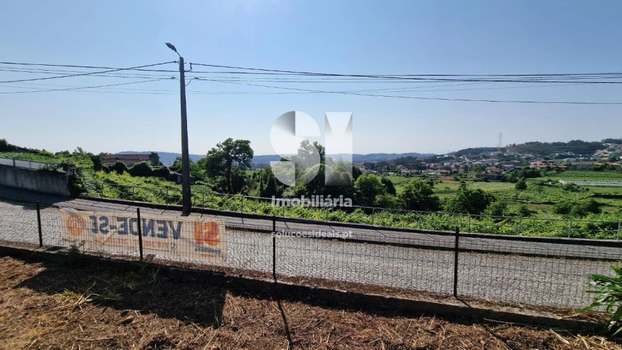 Moradia T2 para Venda em Astromil Foto 4