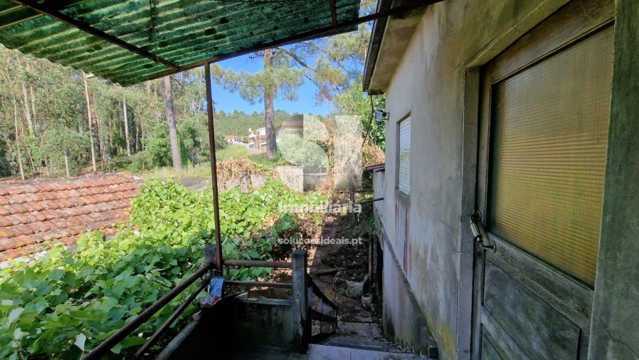 Moradia T2 para Venda em Astromil Foto 24