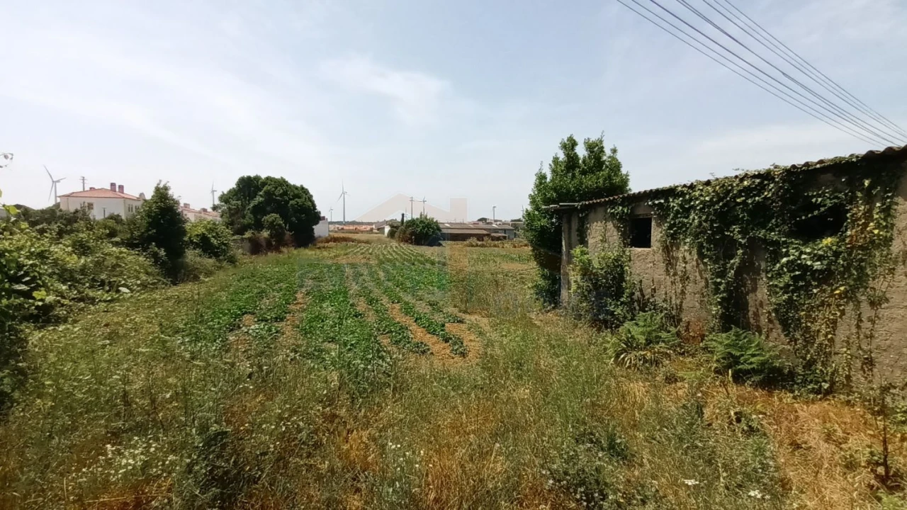 Terreno para Venda em Serra D'El-Rei Foto 9
