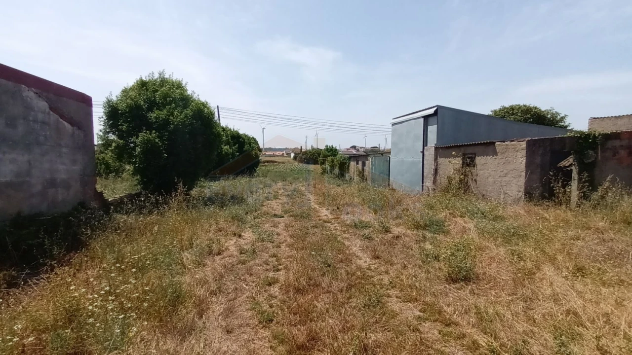 Terreno para Venda em Serra D'El-Rei Foto 7