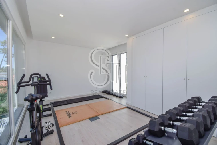 Moradia T5 para Venda em Corroios Foto 44