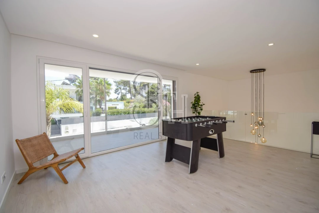 Moradia T5 para Venda em Corroios Foto 45