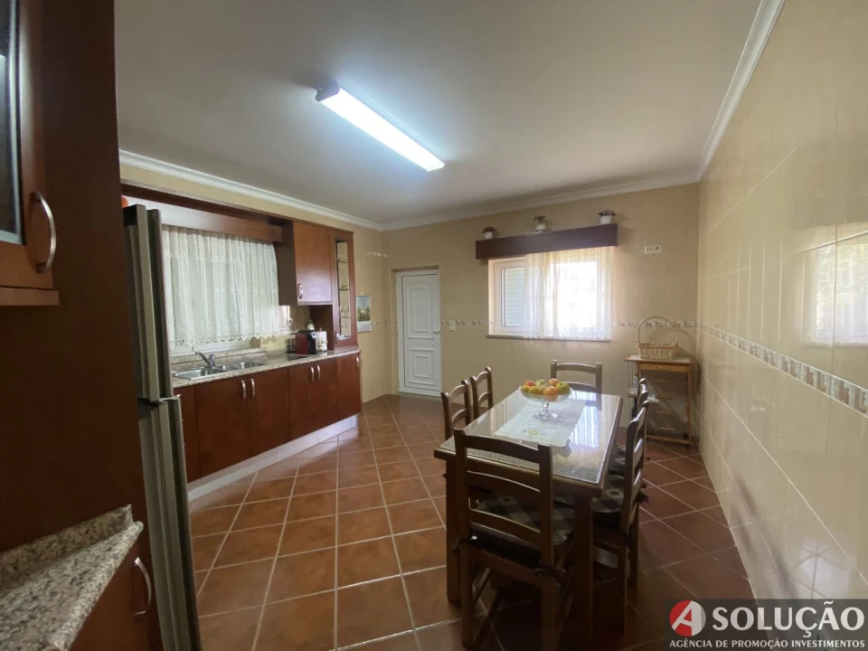 Moradia T2 para Venda em Barro Foto 28