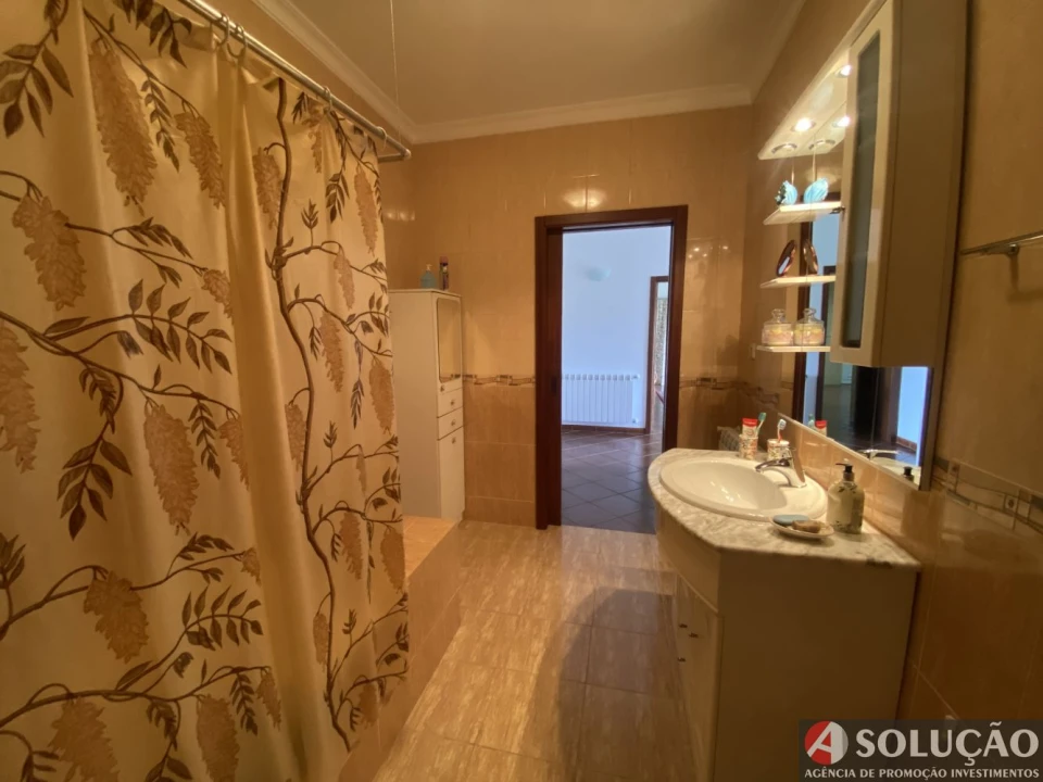 Moradia T2 para Venda em Barro Foto 18