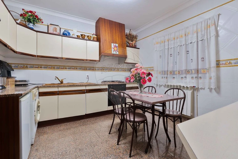 Quinta T3 para Venda em Nossa Senhora da Vila, Nossa Senhora do Bispo e Silveiras Foto 36