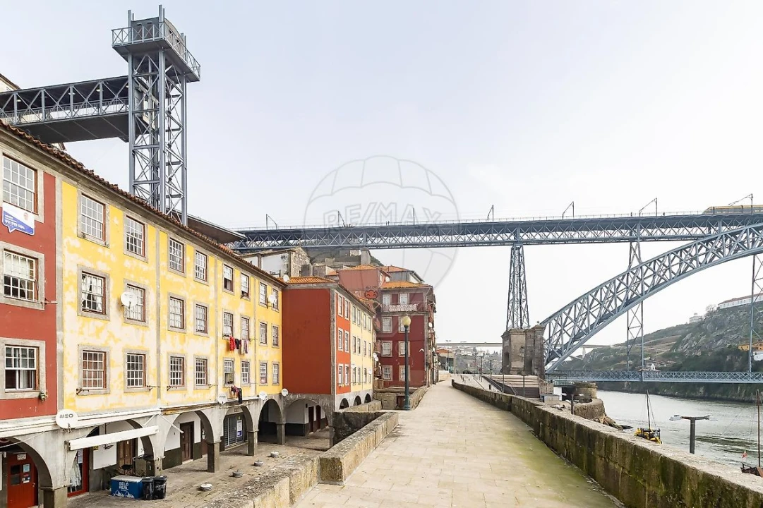 Apartamento T2 para Venda em Cedofeita, Santo Ildefonso, Sé, Miragaia, São Nicolau e Vitória Foto 20