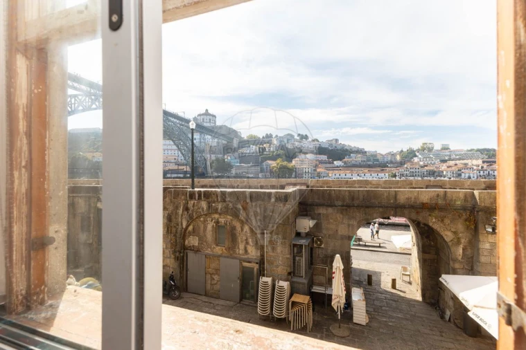 Apartamento T2 para Venda em Cedofeita, Santo Ildefonso, Sé, Miragaia, São Nicolau e Vitória Foto 28