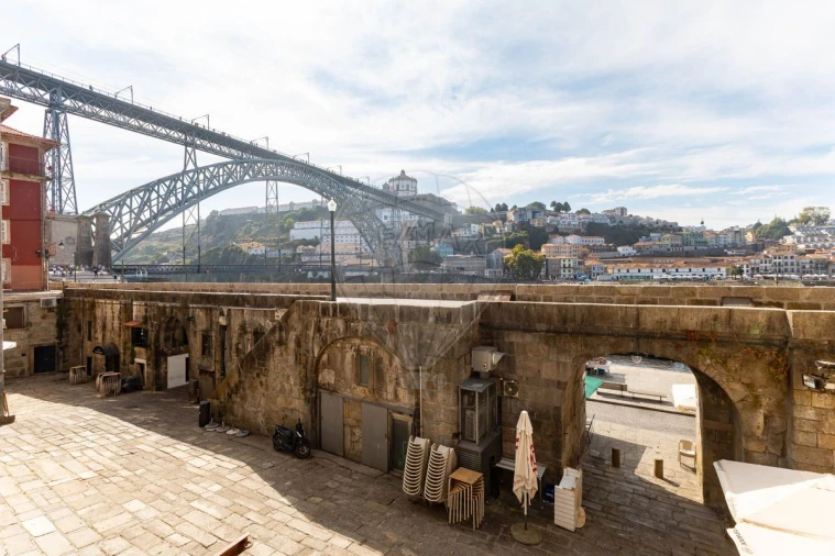 Apartamento T2 para Venda em Cedofeita, Santo Ildefonso, Sé, Miragaia, São Nicolau e Vitória Foto 29