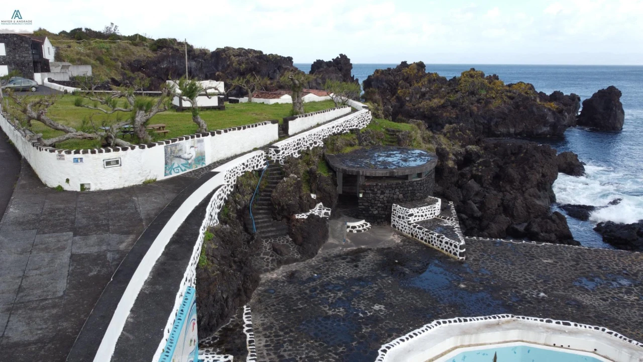 Moradia T5 para Venda em Santo Antonio Foto 10