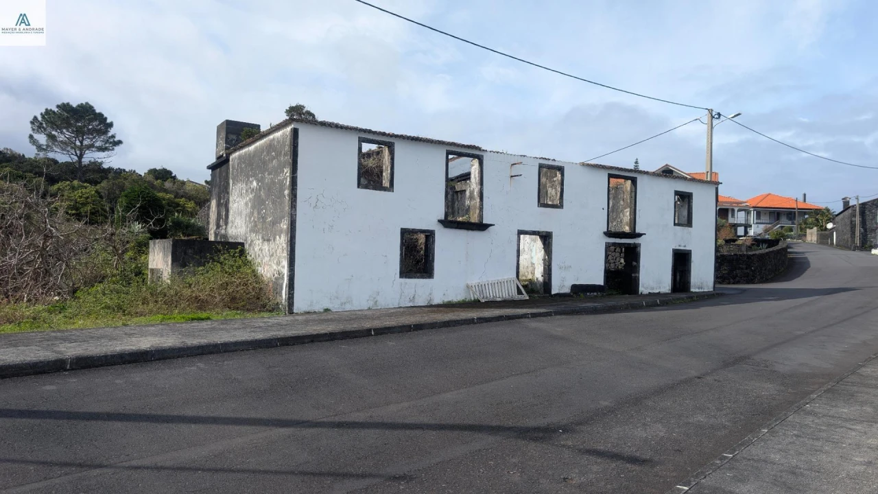 Moradia T5 para Venda em Santo Antonio Foto 47