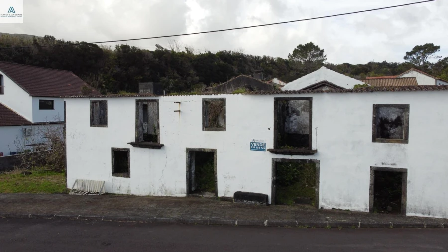 Moradia T5 para Venda em Santo Antonio Foto 7