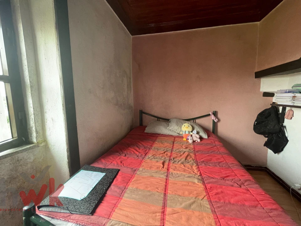 Moradia T4 para Venda em Midões Foto 6