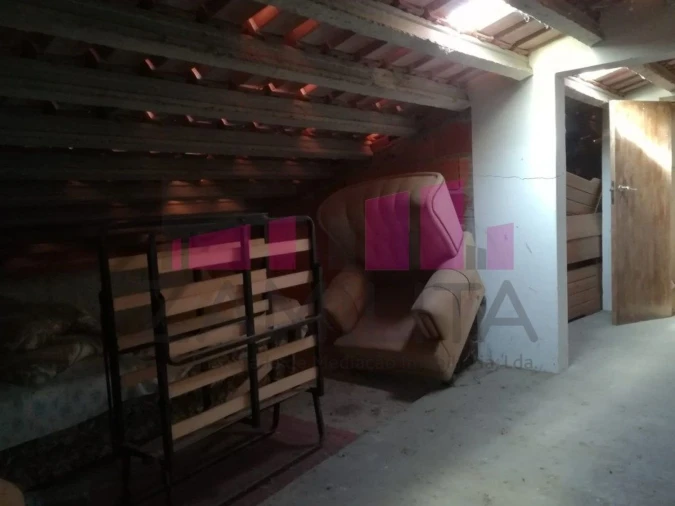 Moradia T3 para Venda em Odivelas Foto 21